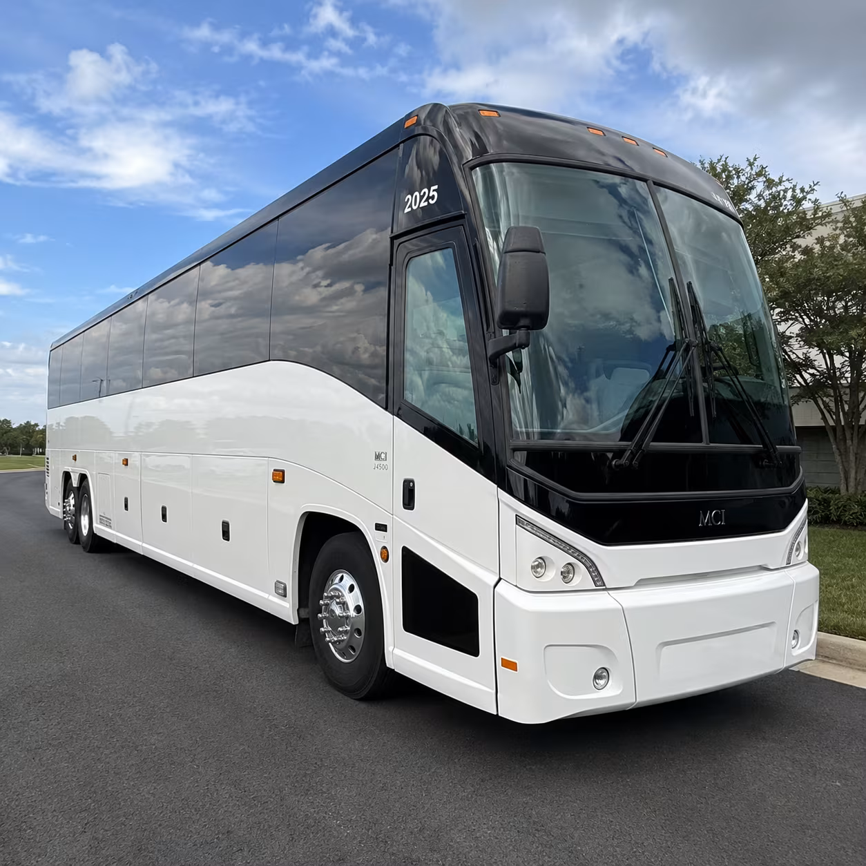 group shuttles to robins air force base events and ceremonies
